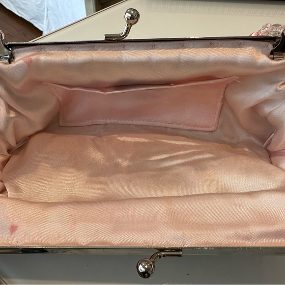 LA REGALE beaded vintage clutch designer purse - Picture 4 of 4